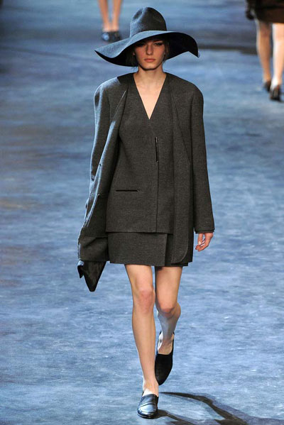 Paris Fashion Week: Lanvin FW 2011 collection