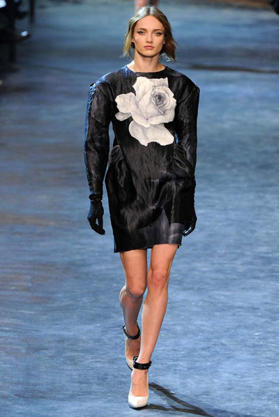 Paris Fashion Week: Lanvin FW 2011 collection