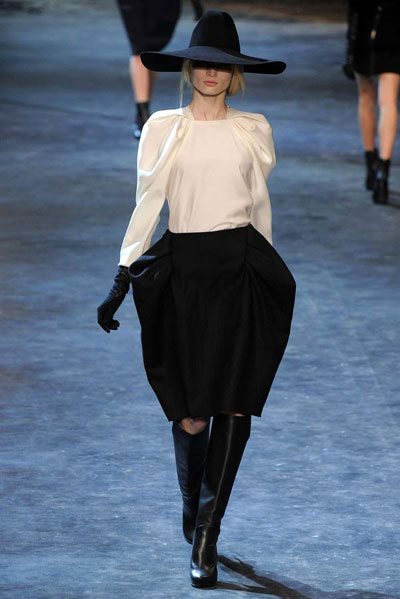 Paris Fashion Week: Lanvin FW 2011 collection