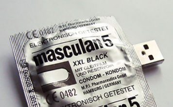 Condom USB Flash Drive