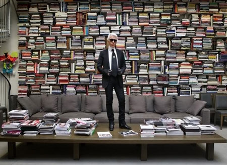 Karl Lagerfeld in his library