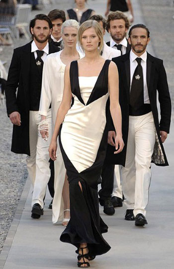 Chanel Cruise Collection by Karl Lagerfeld 