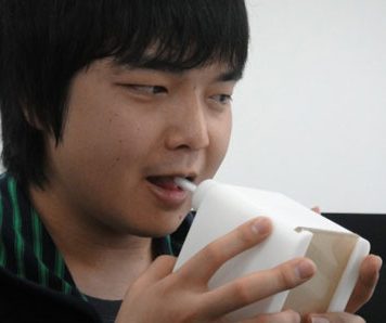 Kiss Transmission Gadget for Long Distance Relationships