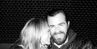 Jennifer Aniston Happy and in Love