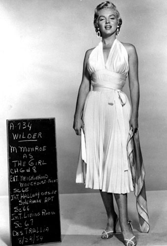 Marilyn Monroe S Famous White Dress Estimated At 2 Million Geniusbeauty   Marilyn Monroe 