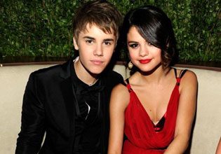 Selena Gomez Hated and Threatened for Dating Justin Bieber
