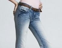 Women’s Express Jeans: Born to Rock the Sidewalk, Bred to be Epic