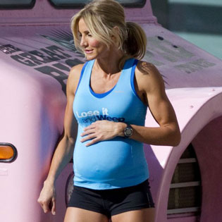 Cameron Diaz in Pregnancy Suit