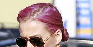 Katy Perry Changes Hair Color Again