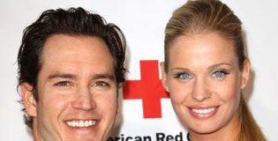 Mark-Paul Gosselaar Proposes to Catriona McGinn