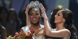 Has Miss Universe 2011 Had Cosmetic Surgery?