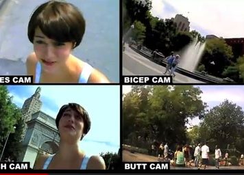 What Do Women Look at When Chatting to Men?