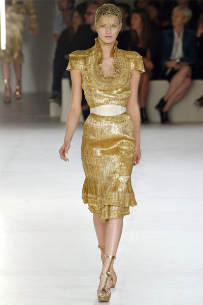 Paris Fashion Week 2011: Alexander McQueen