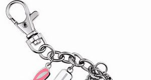 Clinique Joins Cancer Struggle Movement