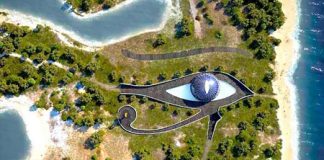 Naomi Campbell's Got Eye-Shaped Mansion as a Gift