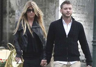 Who's Kirstie Alley Dating?