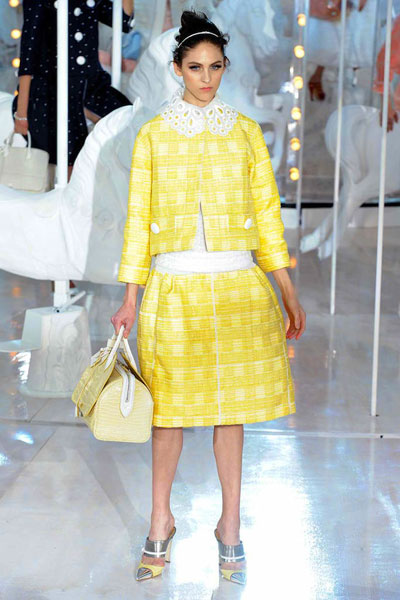 Paris Fashion Week: Louis Vuitton Spring-Summer 2012 