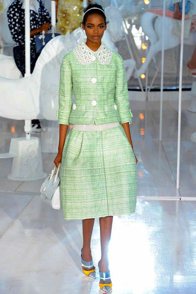 Paris Fashion Week: Louis Vuitton Spring-Summer 2012 