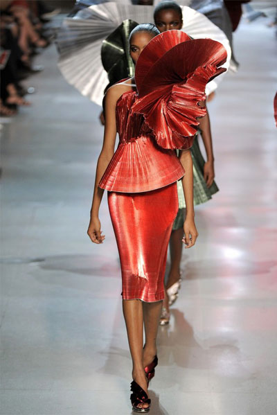 Paris Fashion Week: Paco Rabanne Collection