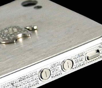 Luxurious iPhone 4S Diamond & Platinum Edition