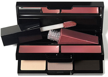 Bobby Brown Holiday Makeup Collection Lipgloss