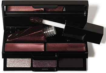 Bobby Brown Holiday Makeup for lips