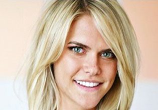 Plane Accident Victim Lauren Scruggs Starts Walking