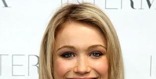 Katrina Bowden Is Engaged