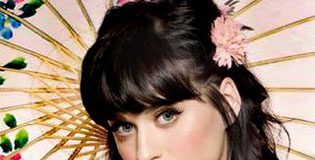 Katy Perry Changes Her Hair Color – Again