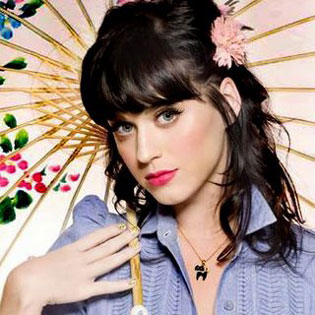 Katy Perry Changes Her Hair Color – Again