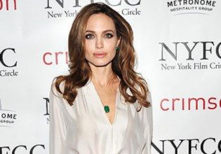 Celebrity Fashion Trend: Leather Skirts