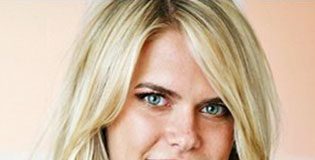 Brave Lauren Scruggs Shows Off Her Arm After the Plane Accident