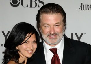 See the Engagement Ring Alec Baldwin Gave Hilaria Thomas