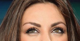 Ashton Kutcher and Mila Kunis's First Kiss: Details