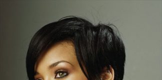 Rihanna Steps Out with an Ultra-short Haircut