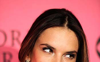 Alessandra Ambrosio to Wear the Fantasy Bra at the VSS