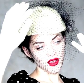 Marion Cotillard for Lady Dior – La Metamorphose Video