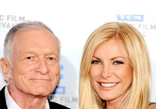 Crystal Harris Shows Engagement Ring