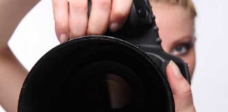 10 Celebrities Who Hate Paparazzi