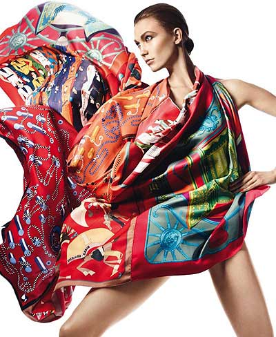 hermes-scarf-karlie-kloss_3