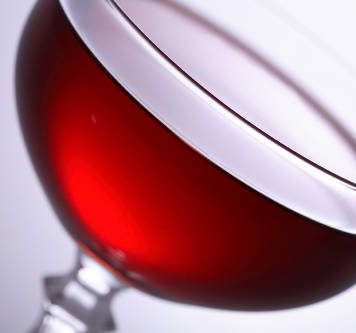 Red Wine Not Beneficial to Obese People