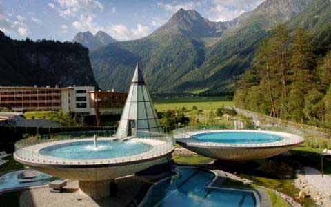 aqua-dome-tirol-therme-laengenfeld-tirol