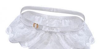 Britons Don't Make Love at Wedding-Night