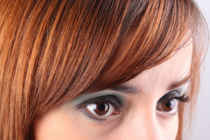 eye-color-woman-eye-makeup