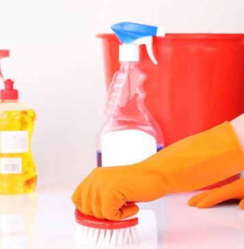 Selecting Household Chemicals That Don’t Harm Your Skin