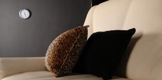 10 Tips on How to Make a Small Room Appear Bigger