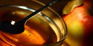 Honey Is Your New Shampoo