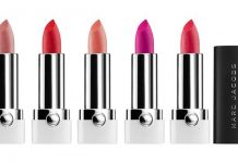 How to Use Matte Lipstick after 40?