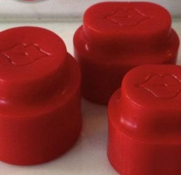 Non-Surgical Lip Augmentation Gadget by Fullips