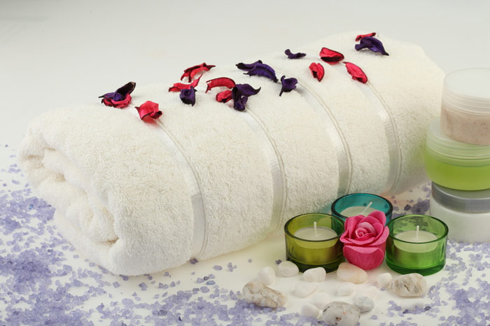 700-household-beauty-spa-treatment-skin-care-soap-shampoo-towel